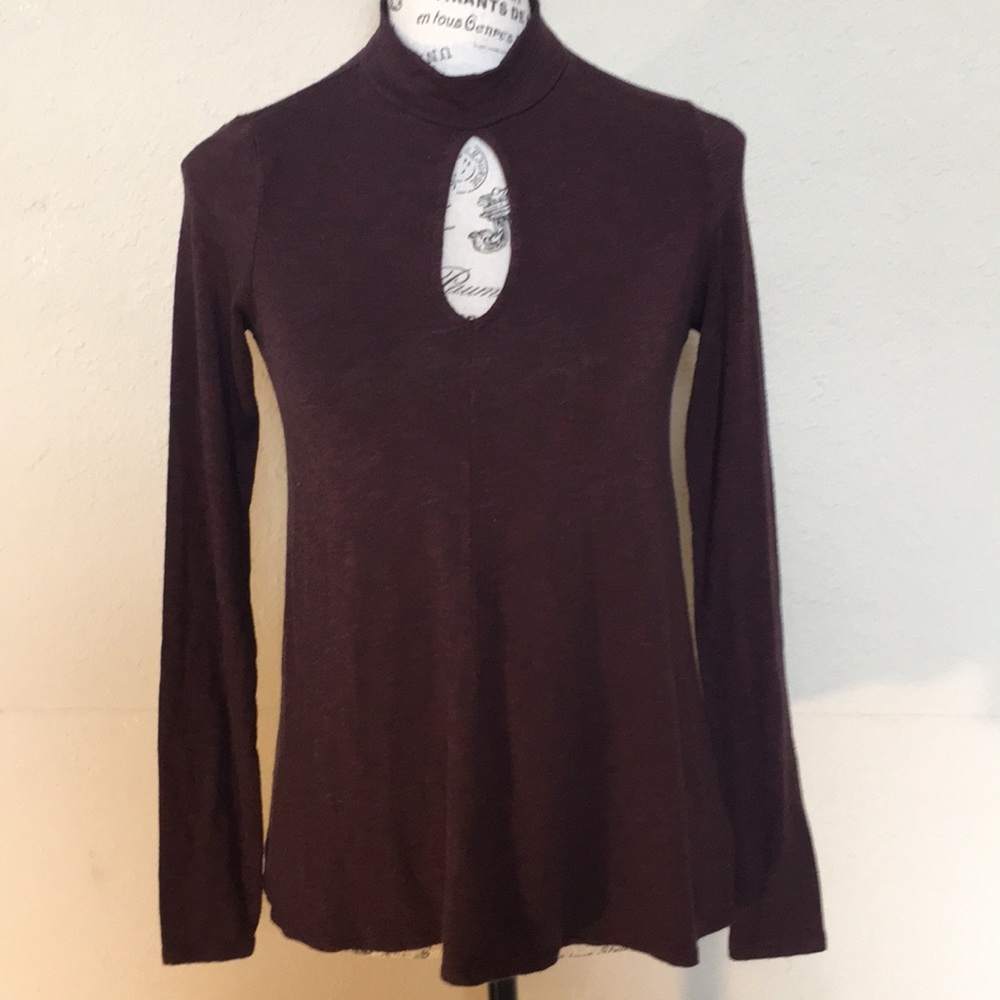 American Eagle Outfitters Plum Keyhole Long Sleeve Tee